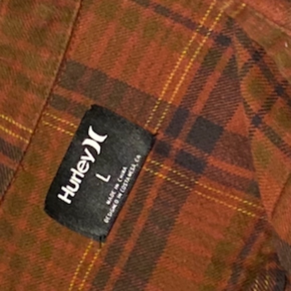 Hurley Men’s flannel - Picture 4 of 7